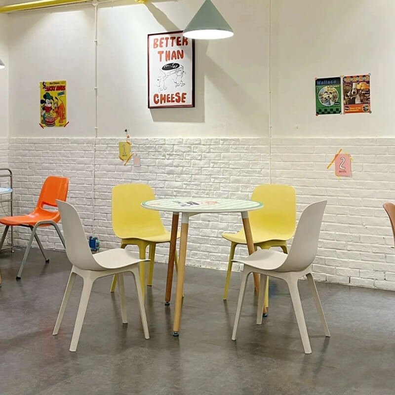 PP small balcony chairs for restaurant